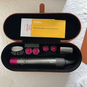 Dyson airwrap smooth + control